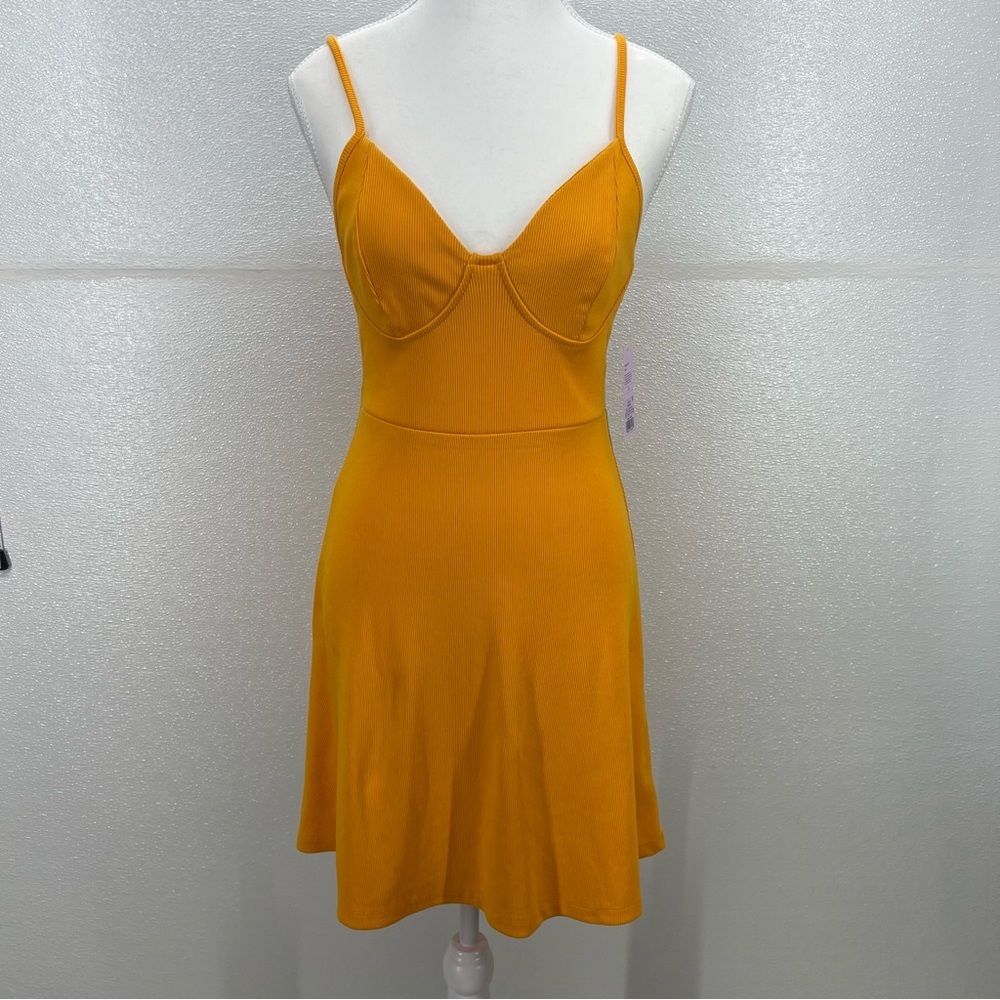 NWT Women's Mini Knit Skater Dress
Gold‎  Fable S - Picture 4 of 14